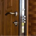 Commercial deadbolt lock